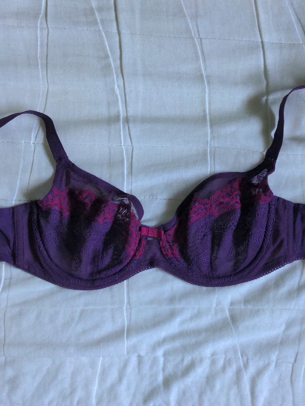 Triumph Purple Lace Beauty Full Darling Underwire Bra with Pink Trim 32DD